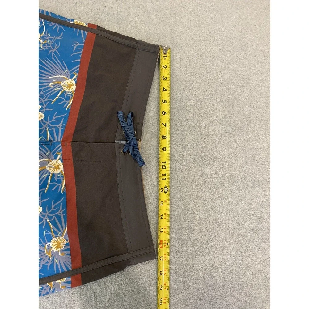 PATAGONIA Men Wavefarer Board Shorts 20